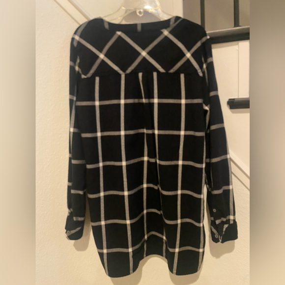 Gap black and white plaid tunic size small - Picture 3 of 7